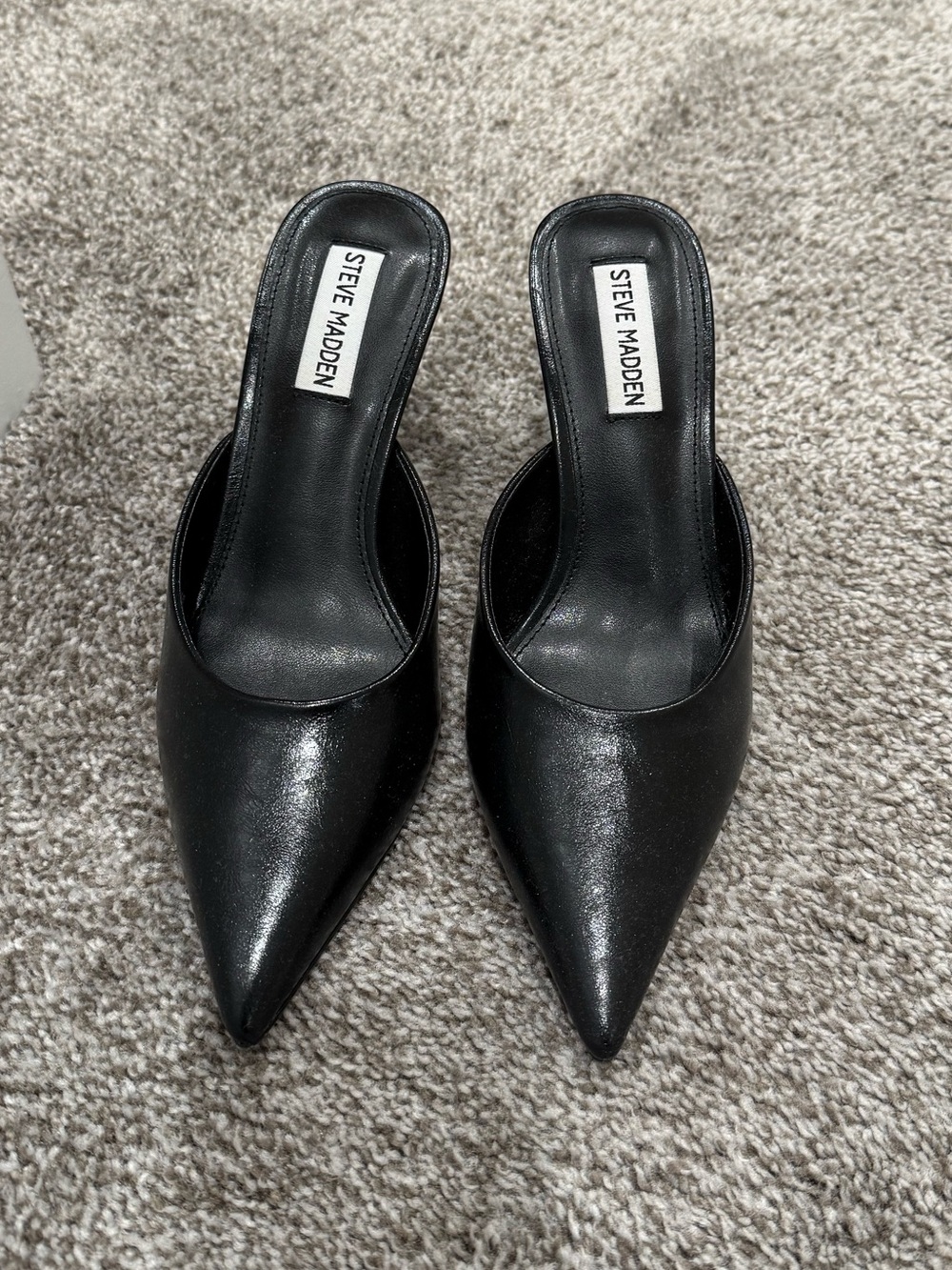 Steve Madden Black Pointed Leather Mule Heels Size 7 (worn twice)